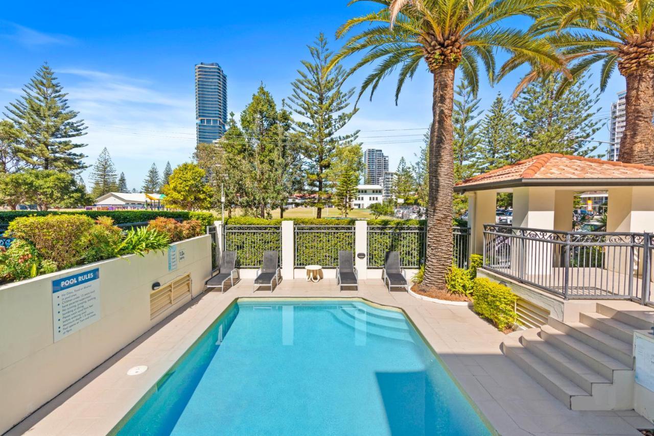 Island Beach Resort Gold Coast Buitenkant foto