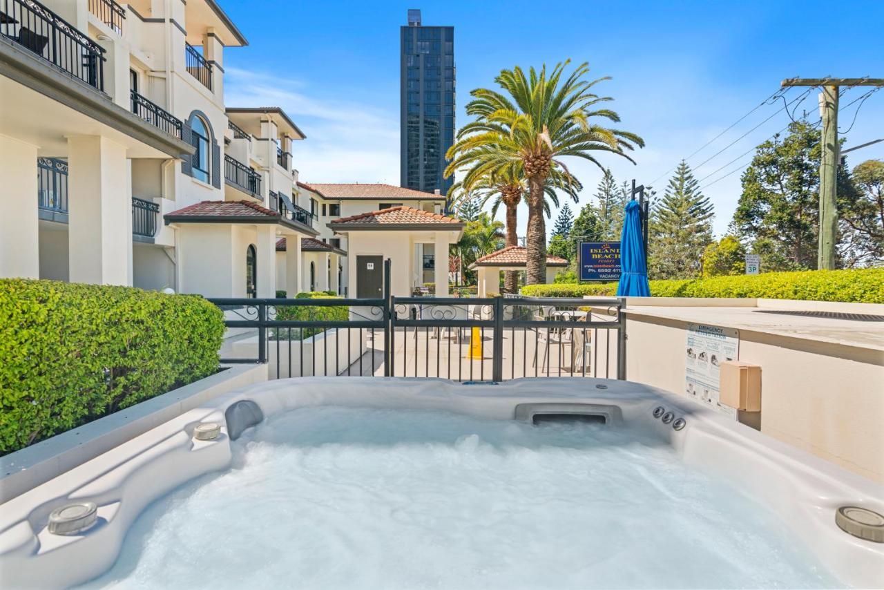 Island Beach Resort Gold Coast Buitenkant foto