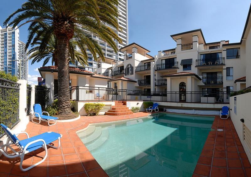 Island Beach Resort Gold Coast Buitenkant foto